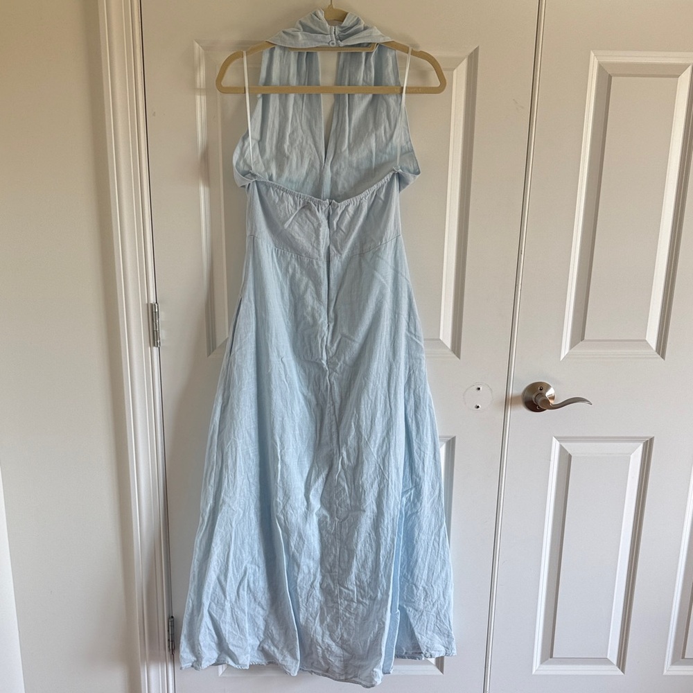 Petal & Pup Size Medium 100% Cotton Light Blue Halter Maxi Dress pockets - Picture 6 of 9